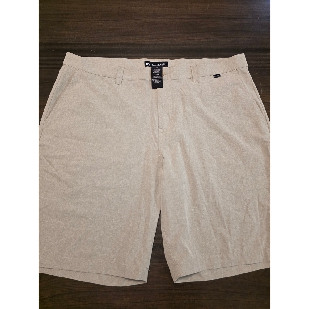 TravisMathew Mens Golf Shorts Tan Heathered Stretch Performance Flat Front 40